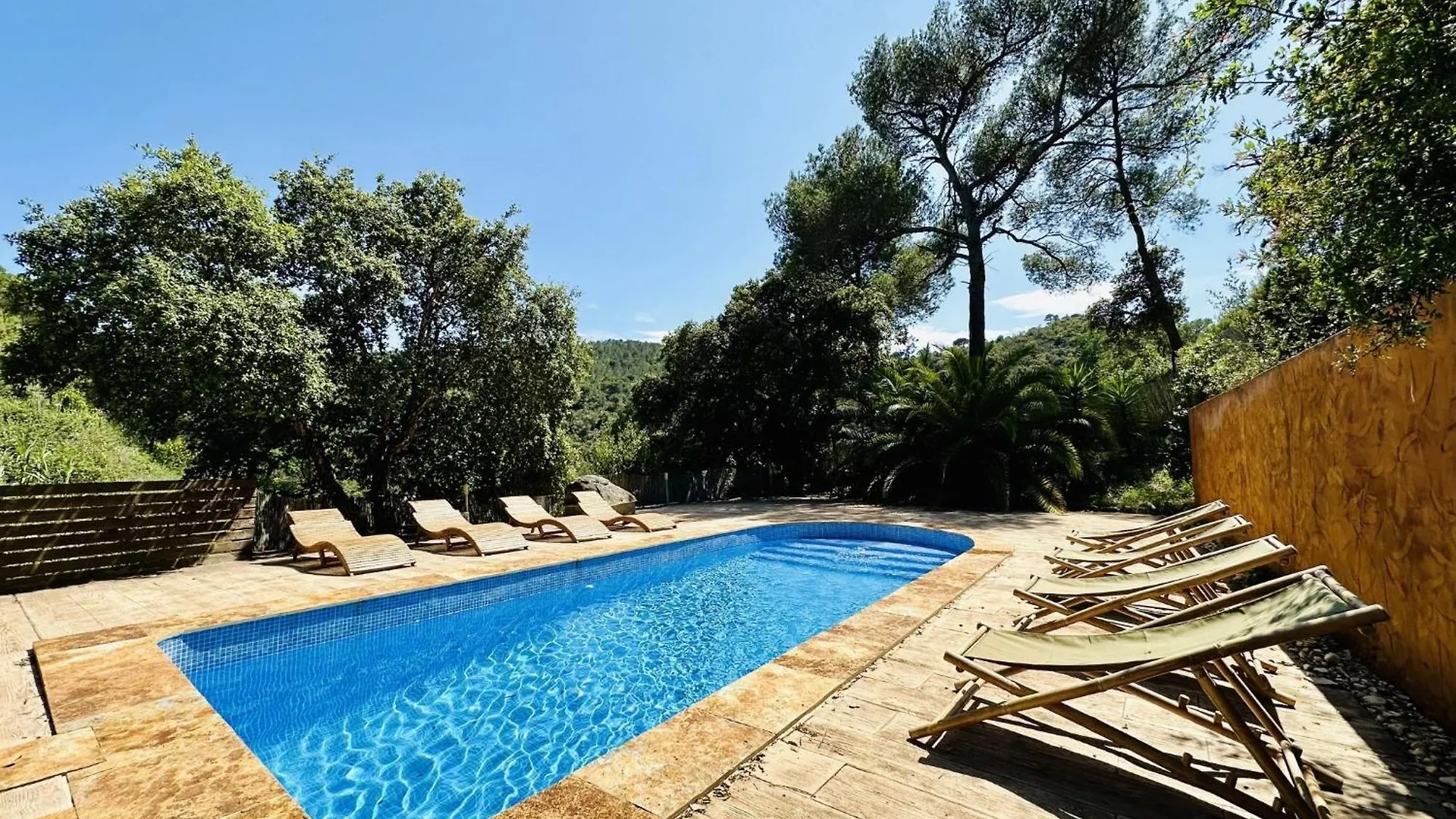 Pardal Costabravasi Villa Sant Feliu de Guíxols